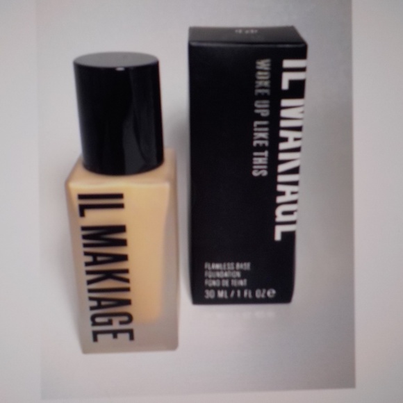 EYELINER/FOUNDATION SET - Picture 8 of 13